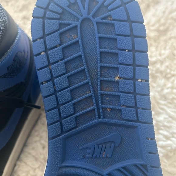 Nike Air Jordan 1 Retro High OG - Black and Blue - Picture 9 of 9